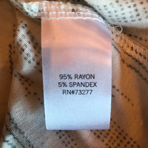 Apt 9 Modern Essentials Elbow Sleeve Top - Picture 4 of 5